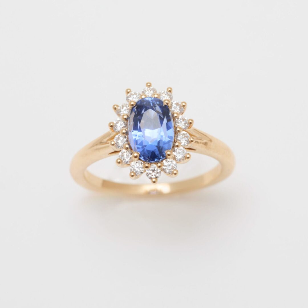 Bague Ella - Saphir Cornflower 2.05 carats