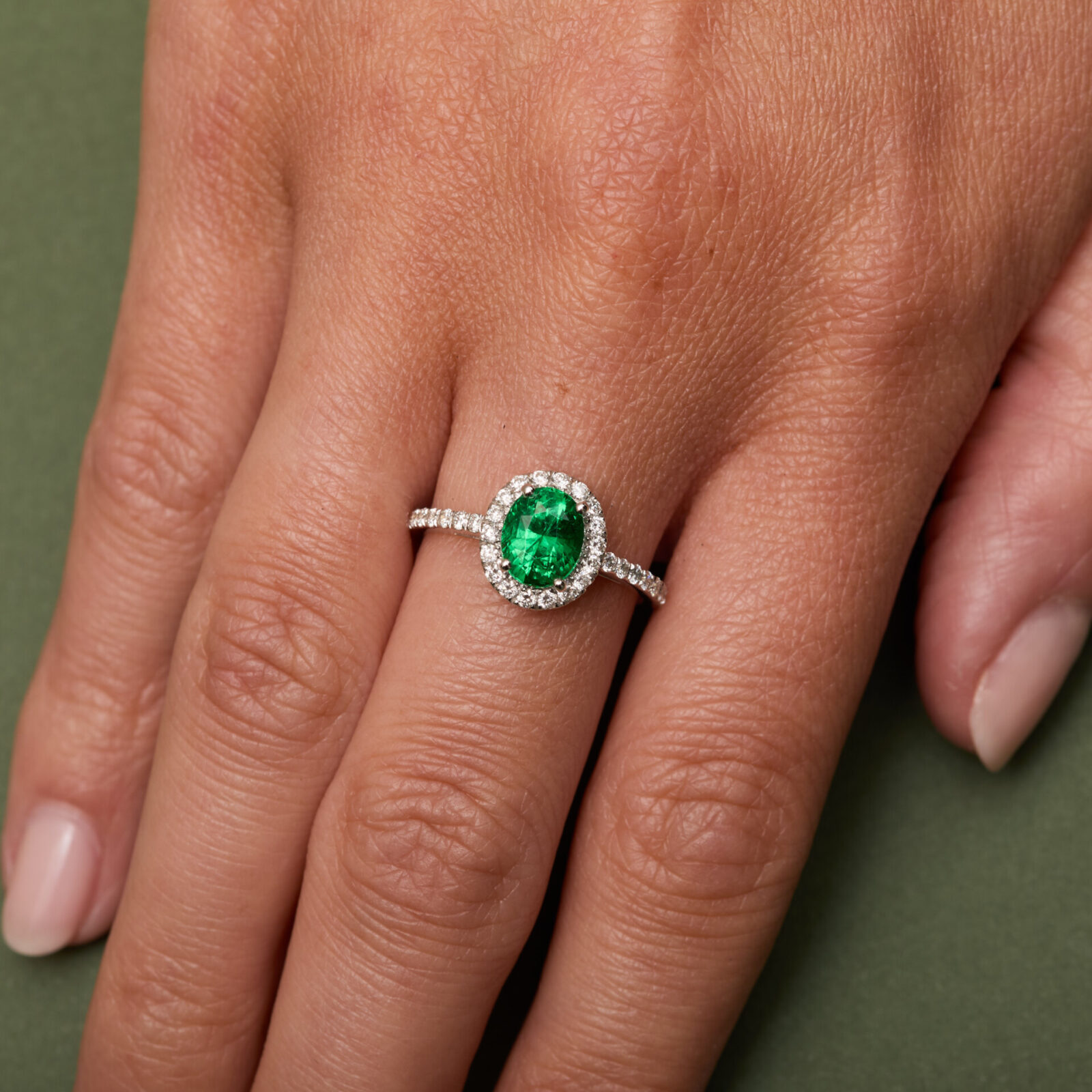 bague tsavorite