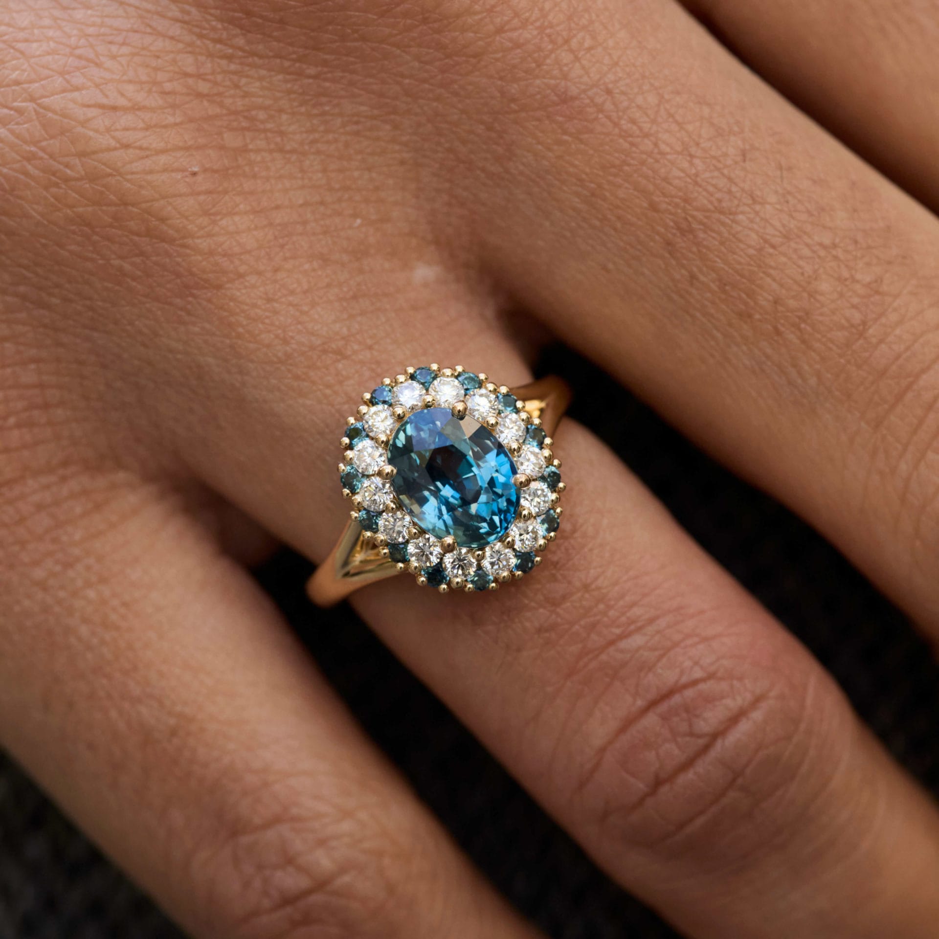 Bague Colombo - Saphir Indigo 3.07 carats – Image 2