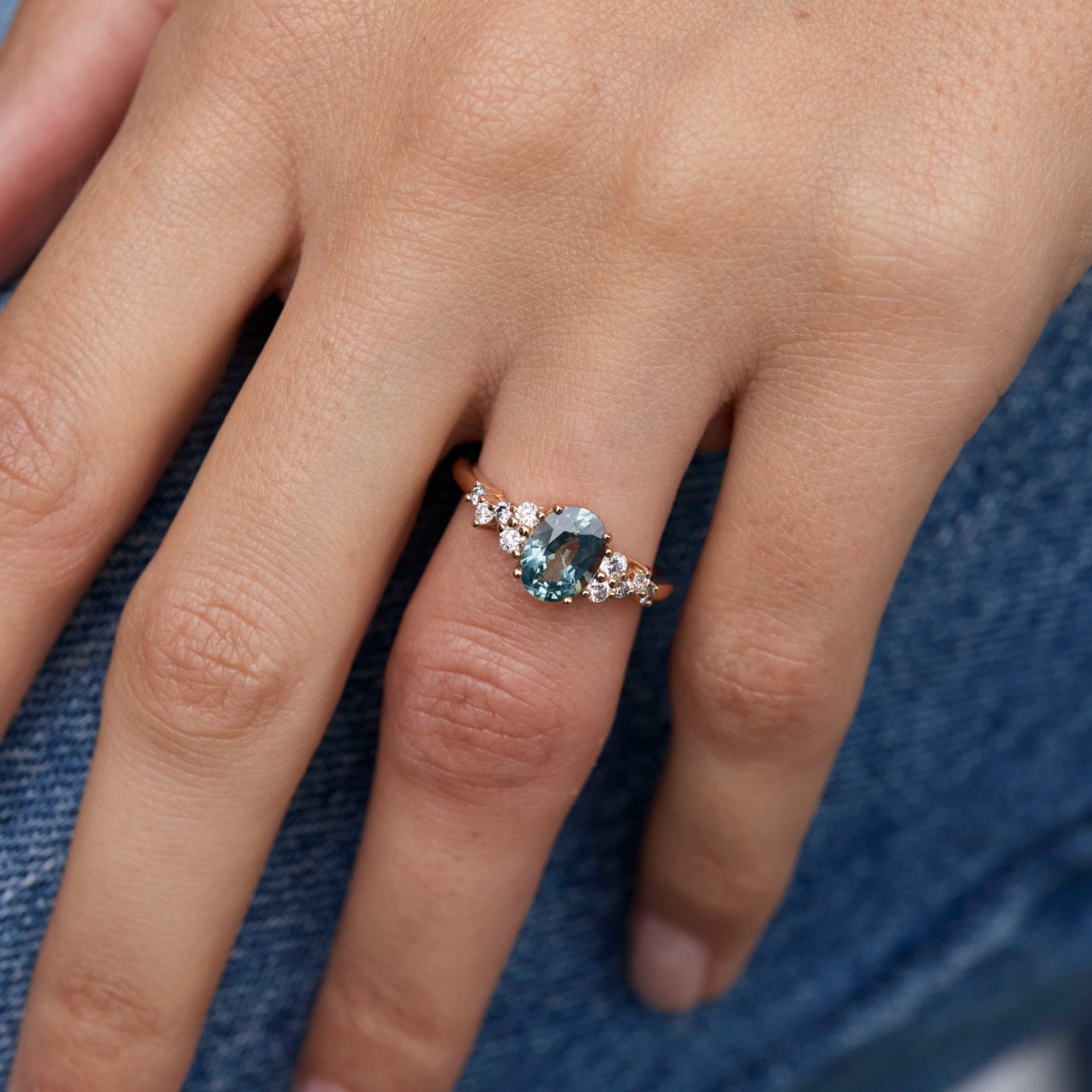 Bague Horana - Saphir Teal Indigo 1.79 carats – Image 2