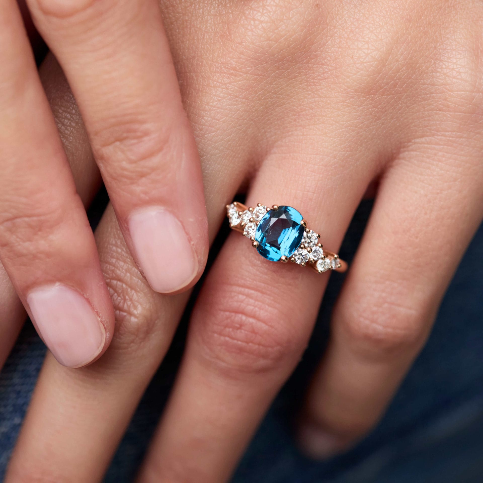 Bague Horana - Spinelle Cobalt Blue 1.81 carats – Image 2
