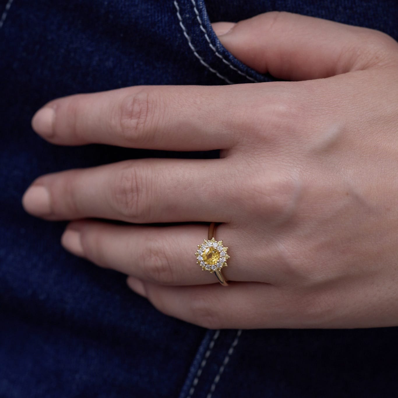 Bague Colombo - Saphir Jaune 0.57 carats – Image 2