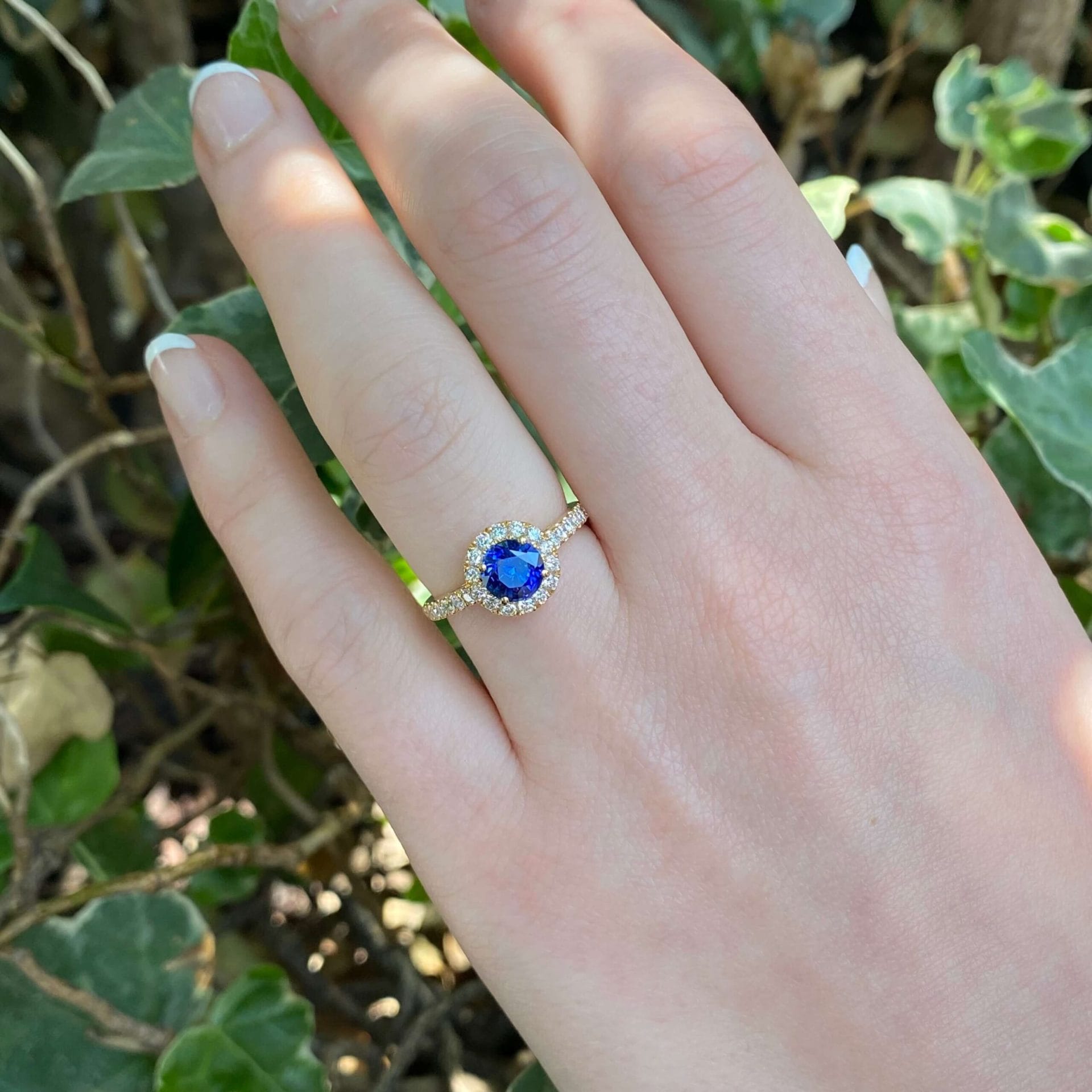 Bague Jaffna - Saphir Peacock 1.11 carats – Image 2