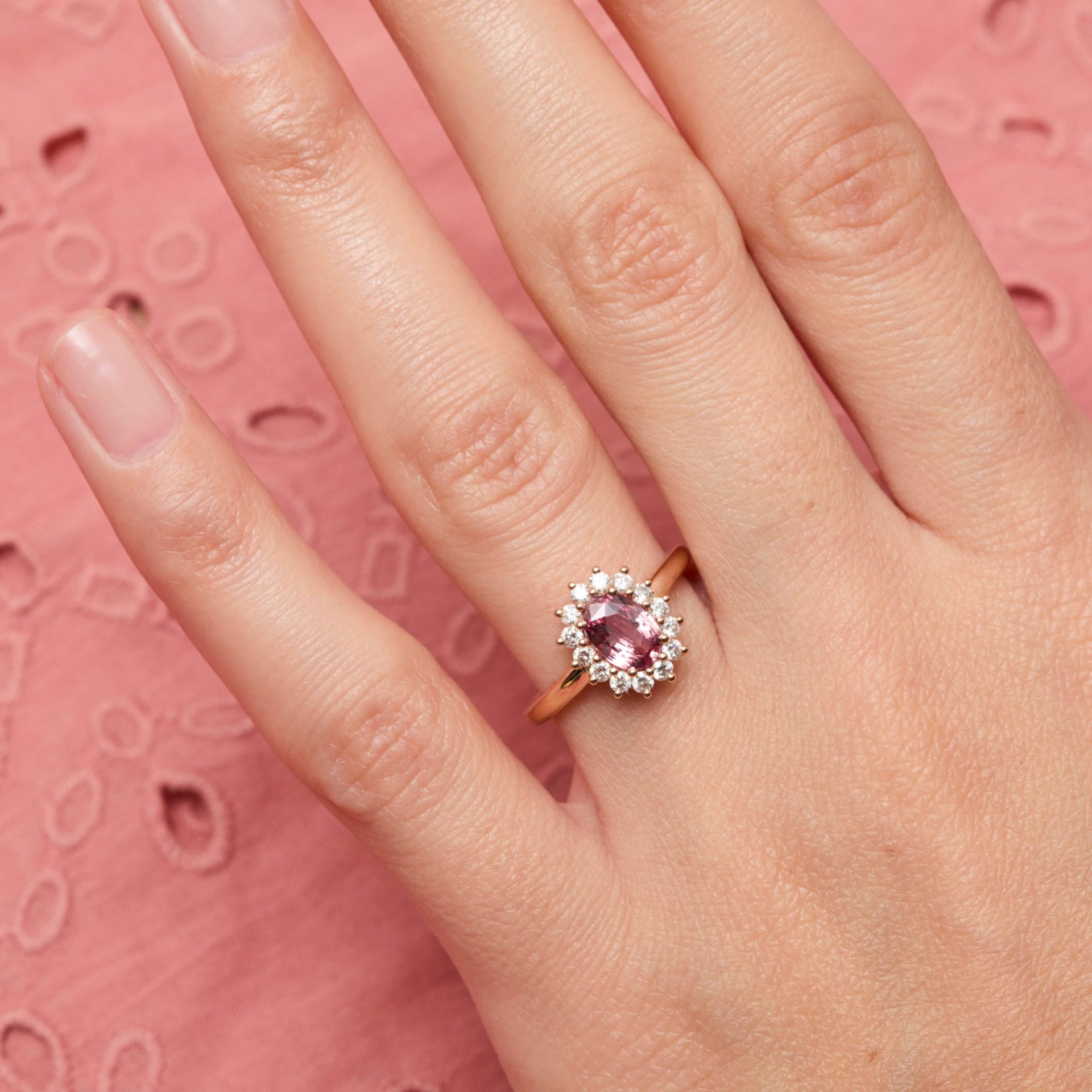 Bague Ella - Saphir Padparadscha 1.01 carats – Image 2