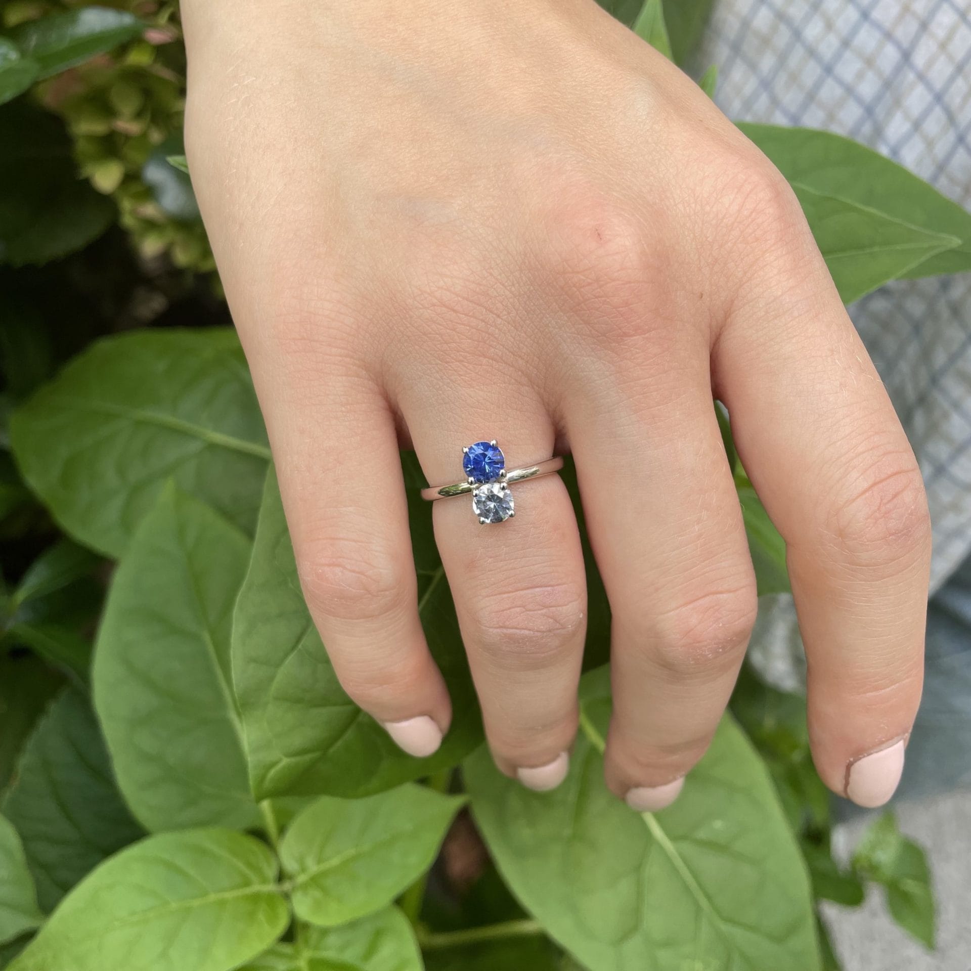 Toi et Moi - Saphir Vivid Blue et Saphir Blanc – Image 2
