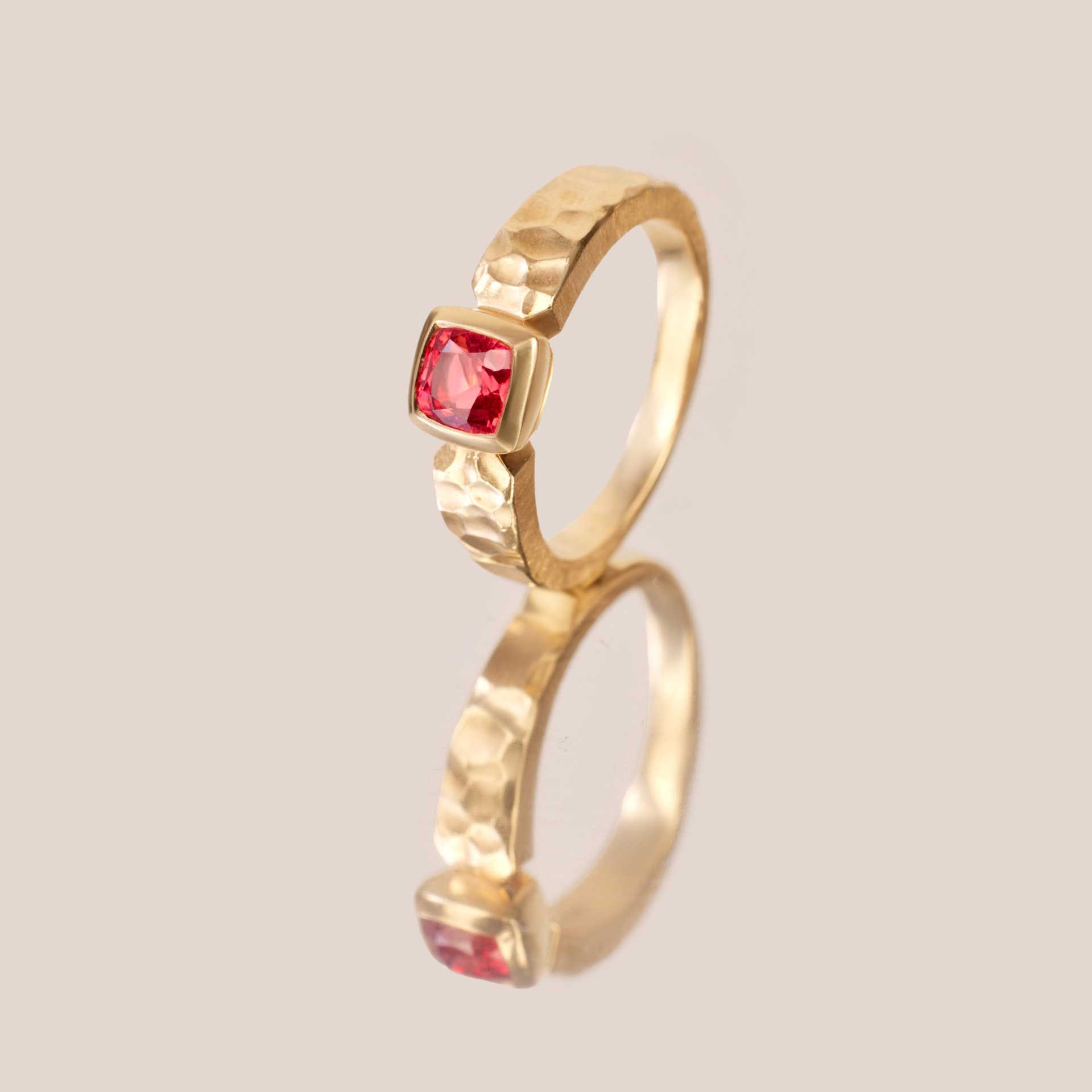 Bague Issac - Spinelle Mahenge 1.05 carats