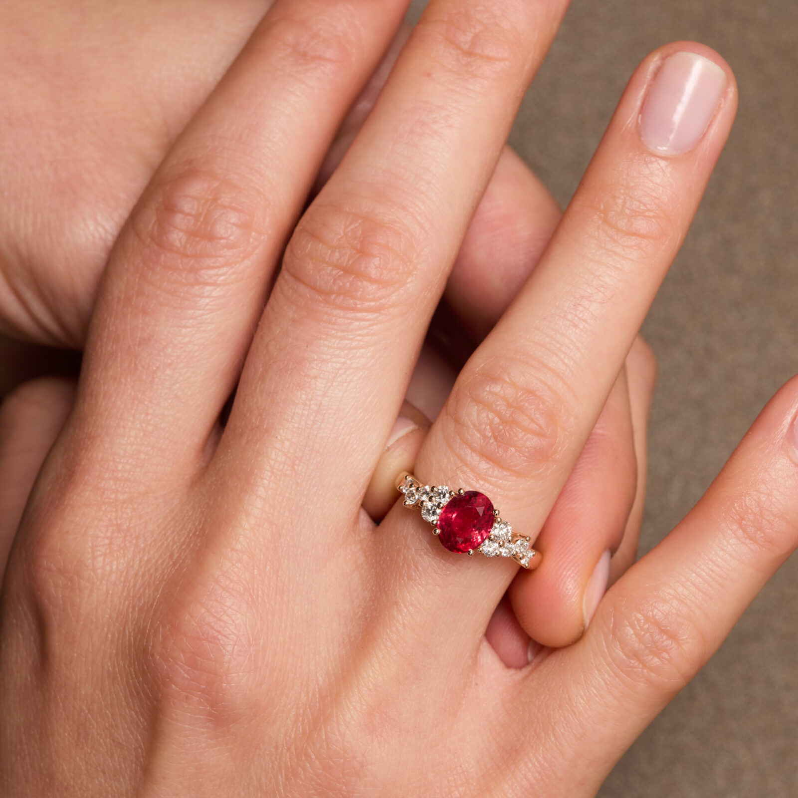 bague spinelle rouge