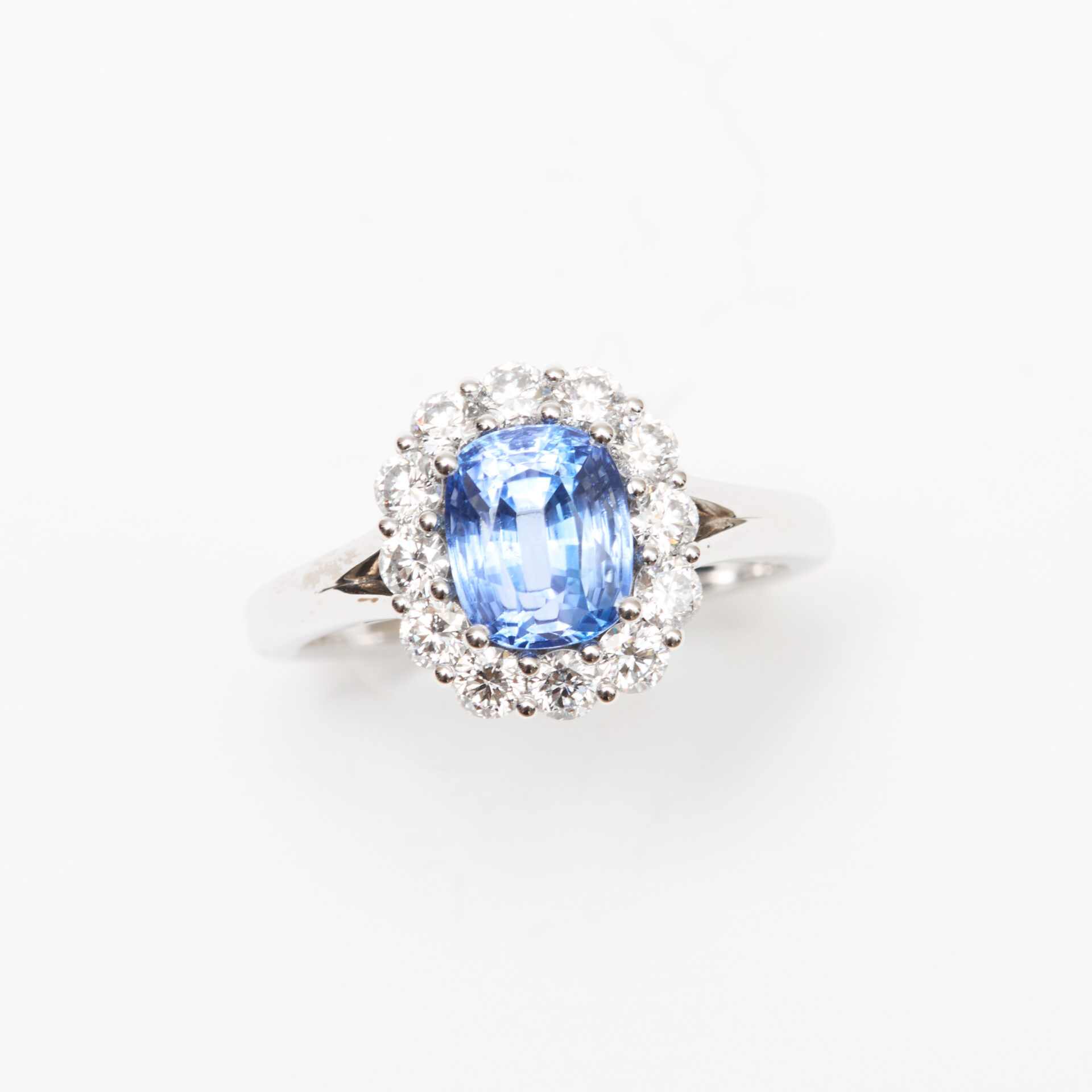 Bague Matara - Saphir Cornflower 2.22 carats